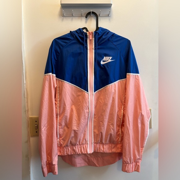 Nike windbreaker - Picture 1 of 1